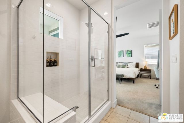 84621 Lago Breeza Drive, Indio CA: https://media.crmls.org/mediaz/c36a35d0-6e20-41d3-9599-657e17975b27.jpg