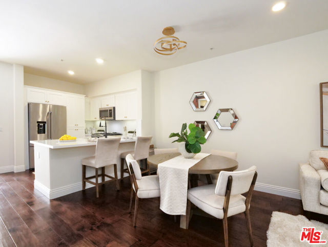 28220 Highridge Road, Rolling Hills Estates, California 90274, 2 Bedrooms Bedrooms, ,2 BathroomsBathrooms,Residential,For Sale,Highridge,25603575