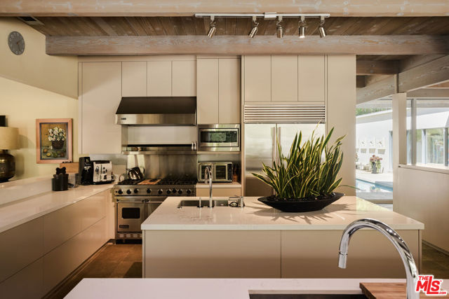 Drew Fenton | 840 N Kenter Avenue Los Angeles CA | MLS: 7409312