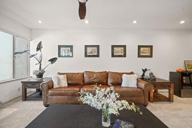 4008 Farm Hill Boulevard, Redwood City CA: https://media.crmls.org/mediaz/c36b9b1b-6e1f-4a4a-be5c-54b7e6cc9e26.jpg