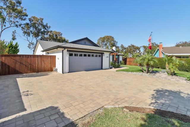 Detail Gallery Image 14 of 72 For 1358 Walnutview Dr, Encinitas,  CA 92024 - 4 Beds | 2 Baths