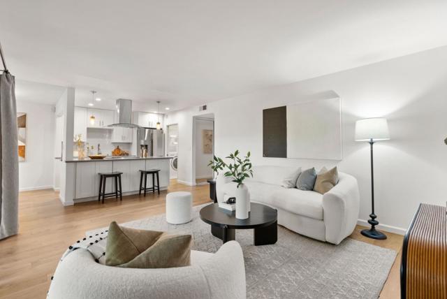 3334 Brittan Avenue, San Carlos CA: https://media.crmls.org/mediaz/c36ccf67-250d-4684-b767-83301594b391.jpg