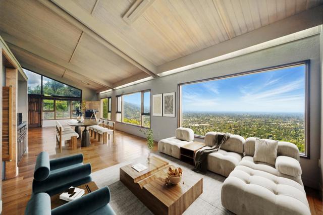 16190 Maya Way, Los Gatos CA: https://media.crmls.org/mediaz/c36d473d-00ac-4d1d-beed-347972149281.jpg