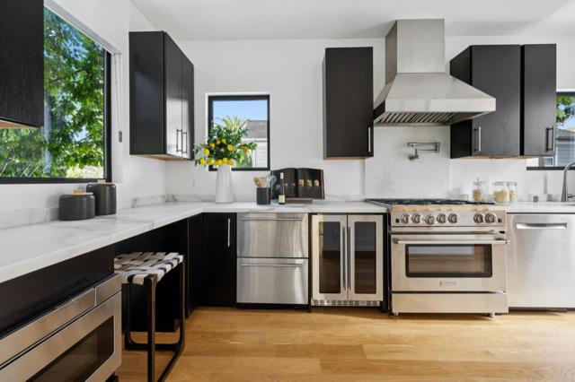 33 Highland Avenue, Burlingame CA: https://media.crmls.org/mediaz/c36dda53-283d-4e4a-9a0b-0a05109a3734.jpg