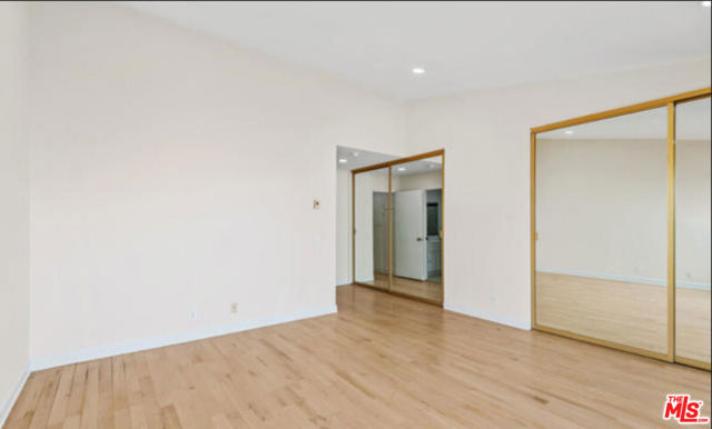 6798 Las Olas Way photo 11