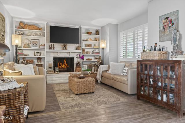 269 E Elfin Green, Port Hueneme CA: https://media.crmls.org/mediaz/c372ae24-56e2-49fa-95cd-1cd3741fac2b.jpg
