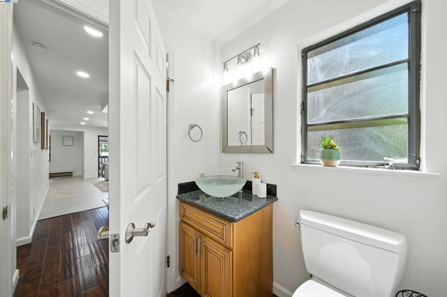 1116 Brewster Ave, Redwood City CA: https://media.crmls.org/mediaz/c372ff00-c6b7-4766-8d09-09c93c02221e.jpg