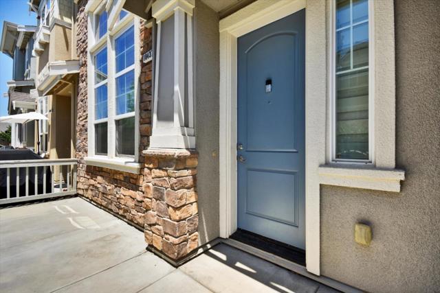 18437 Opal Lane, Morgan Hill CA: https://media.crmls.org/mediaz/c3732835-7d95-4f36-b52d-fca89d49fa74.jpg