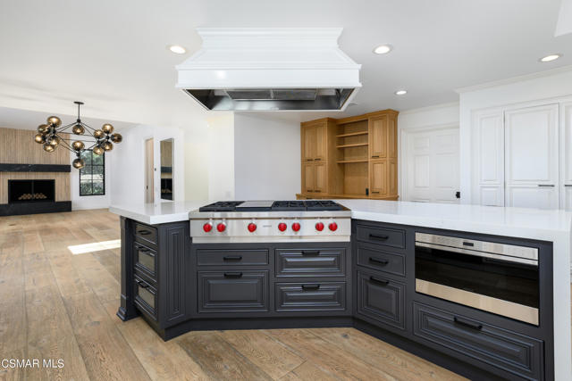 87 Pinecrest Road, Westlake Village CA: https://media.crmls.org/mediaz/c37495ce-e6be-4506-9c8d-267f6f84b9be.jpg