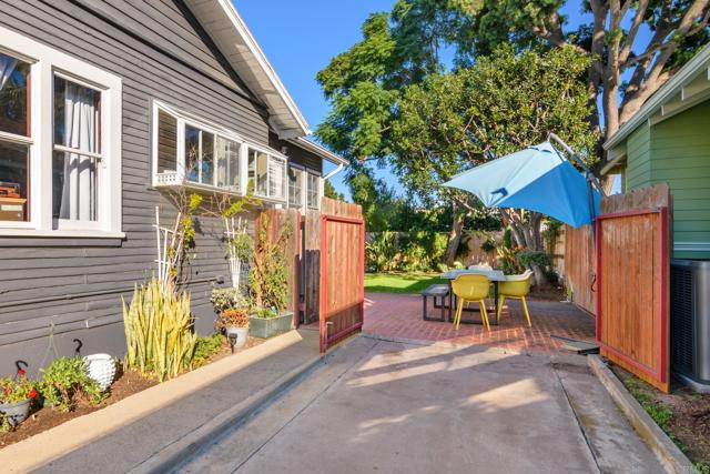 Detail Gallery Image 38 of 44 For 3915 Falcon St, San Diego,  CA 92103 - 3 Beds | 3 Baths