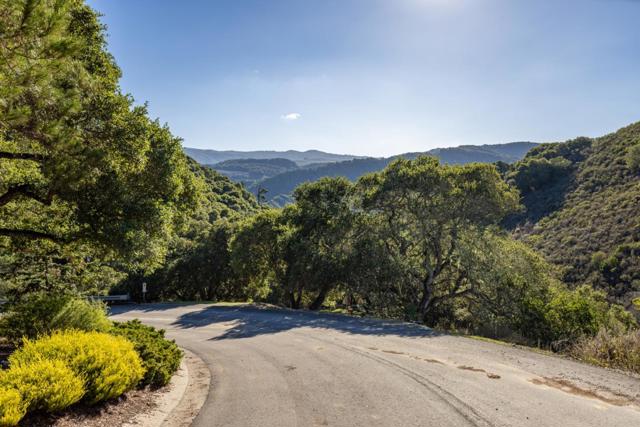 28007 Mercurio Road, Carmel Valley CA: https://media.crmls.org/mediaz/c3750773-839c-4dd1-8970-cb9db7542a3e.jpg