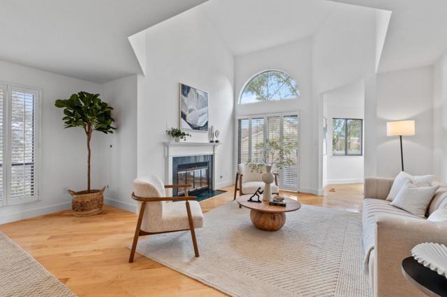 9 Mayflower Lane, San Carlos CA: https://media.crmls.org/mediaz/c375dfb3-5050-4e6e-b539-ea145ce5a471.jpg