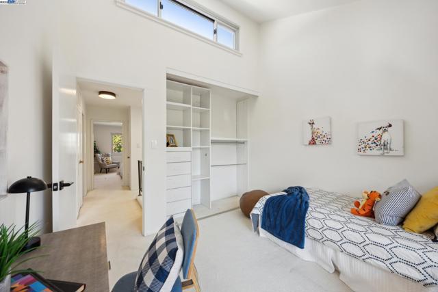 3362 Tonga Ln, Alameda CA: https://media.crmls.org/mediaz/c3769eb1-960f-47a1-a5a0-8581ebbad512.jpg