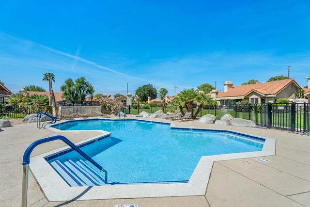 9 Acapulco Drive, Palm Desert CA: https://media.crmls.org/mediaz/c3776c16-2a0b-49ab-ab7f-610ae63f5447.jpg