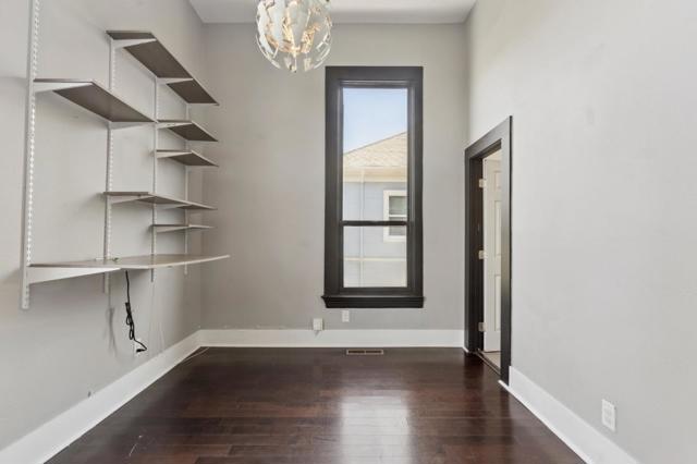 2521 Grande Vista Avenue, Oakland CA: https://media.crmls.org/mediaz/c377d476-fe1f-4f1e-8f92-6208ea383b87.jpg