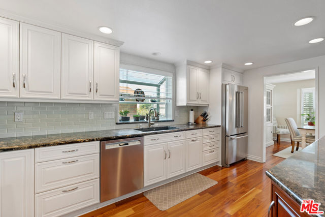 3941 Sunset Lane photo 7