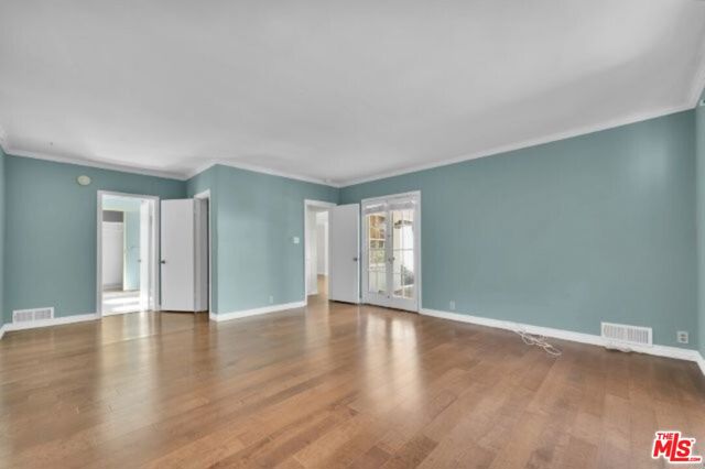 11378 Ovada Place, Los Angeles CA: https://media.crmls.org/mediaz/c37acc8c-7cde-457e-903f-ff337ec34c08.jpg