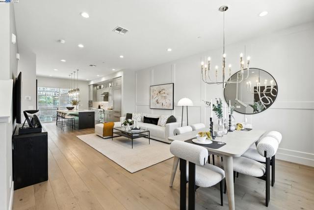 1670 Larkspur Street, Alameda CA: https://media.crmls.org/mediaz/c37afd2f-55d8-40ac-92f3-7c3d96a767fd.jpg