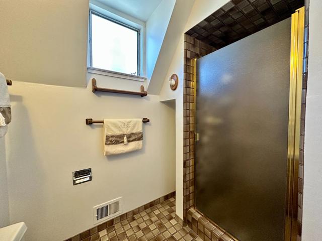 811 Peekskill Drive, Sunnyvale CA: https://media.crmls.org/mediaz/c37b11bd-66de-4a8c-a9b6-999a0545700f.jpg
