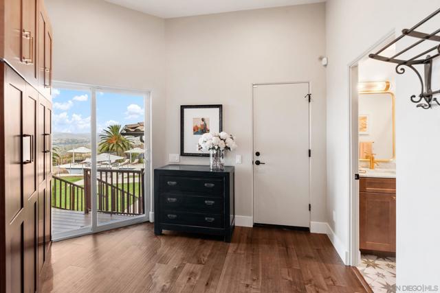 15484 Markar Rd, Poway CA: https://media.crmls.org/mediaz/c37c4b01-8737-4b51-b94d-0c4615eab50b.jpg