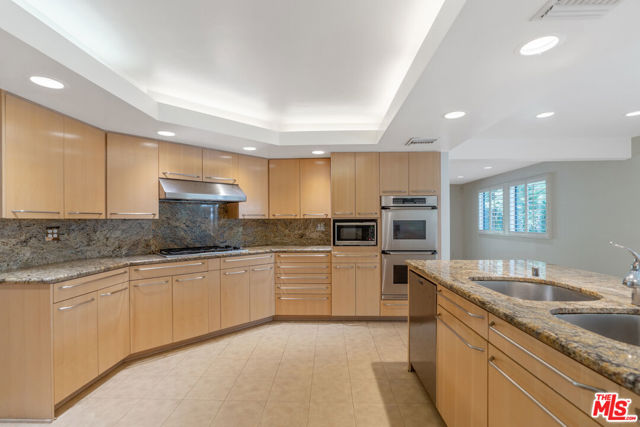 23454 Park Hermosa, Calabasas CA: https://media.crmls.org/mediaz/c37ecb08-f245-4f24-8728-519405ee2848.jpg