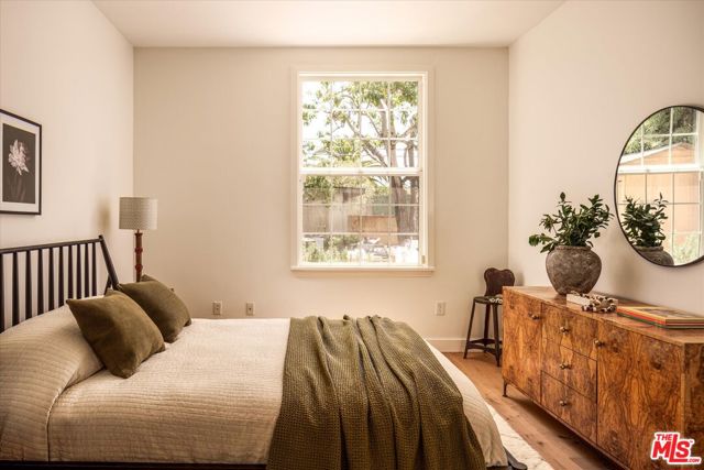 630 Brooks Avenue, Venice CA: https://media.crmls.org/mediaz/c37ed176-367a-4f53-b23a-a5a7d550b26e.jpg