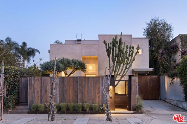 518 Sunset Avenue photo 1