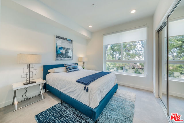 214 S Westmoreland Avenue, Los Angeles CA: https://media.crmls.org/mediaz/c3810436-0915-424f-b4ca-d93c685bea7e.jpg