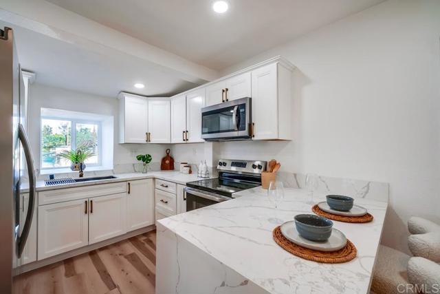22776 Old Elsinore Road, Perris CA: https://media.crmls.org/mediaz/c38123c7-8324-4230-a57e-3da16122b8a1.jpg