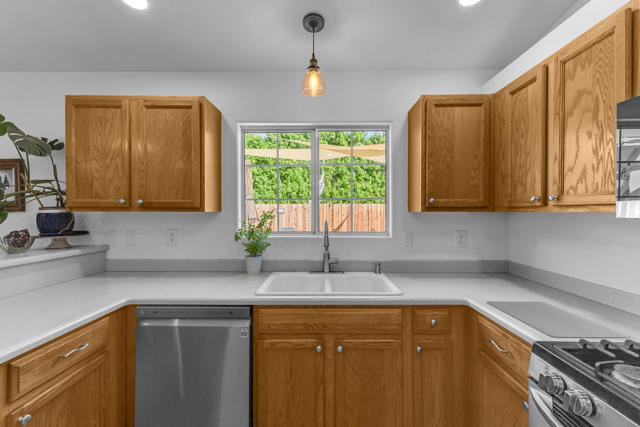 Image 25 of 64 For 52680 Avenida Martinez