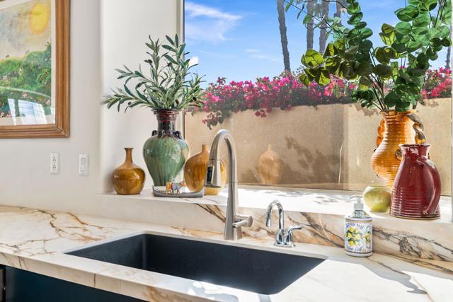 47560 Via Montigo, La Quinta CA: https://media.crmls.org/mediaz/c3819ab8-54e9-42b4-a67d-2d9d15625ac2.jpg