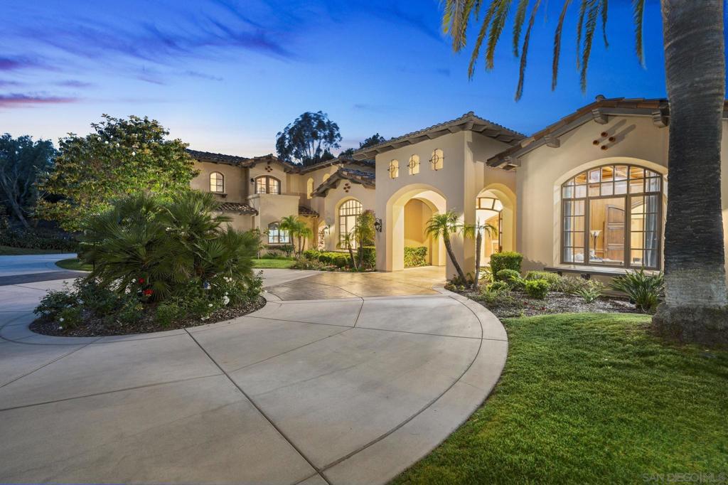 4690 Rancho Del Mar Trl - photo 2