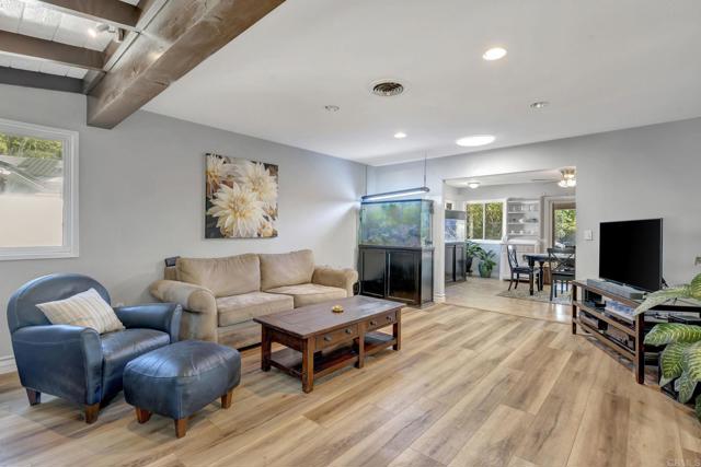 Detail Gallery Image 5 of 35 For 10743 Flambeau Pl, La Mesa,  CA 91941 - 4 Beds | 2 Baths