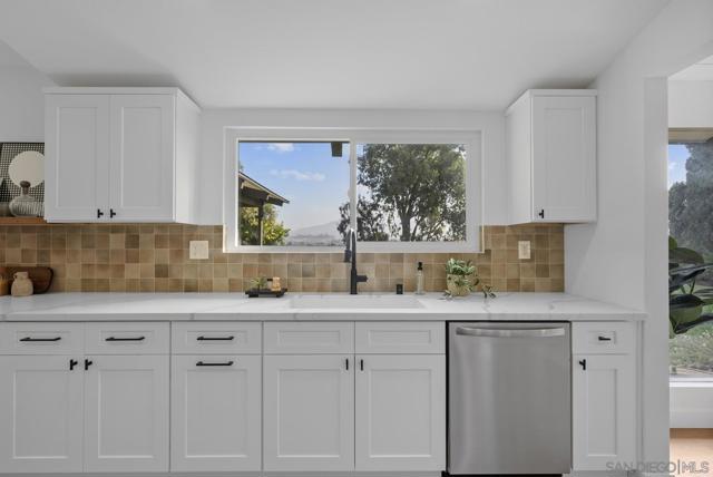 Image 22 of 39 For 3359 Bonita Woods Dr