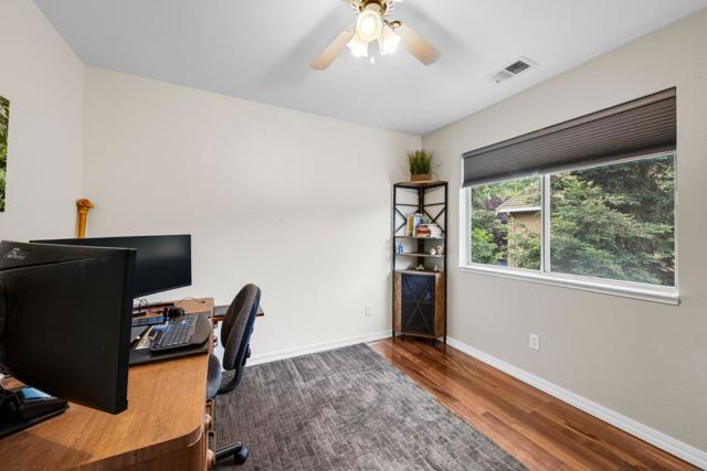 360 Via Largo, Morgan Hill CA: https://media.crmls.org/mediaz/c38204d9-2d48-46d4-bf76-51516e228faf.jpg