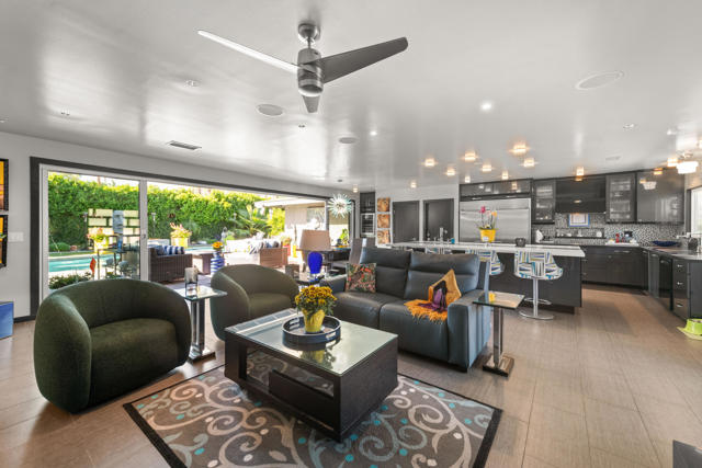 2749 E Livmor Avenue, Palm Springs, CA 92262