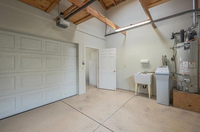 205 Maple Street, Salinas CA: https://media.crmls.org/mediaz/c384ab0d-9322-4d2f-ba36-d6d7ed3d598b.jpg