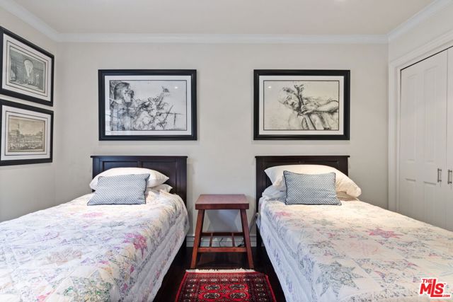 Drew Fenton | 1060 Chantilly Road Los Angeles CA | MLS: 7138387