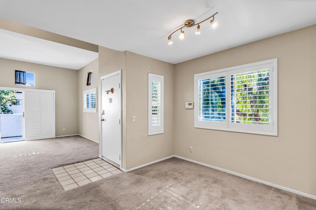 C38502D2 B4Ab 47F5 B91B 9928B8Ec4429 21334 Nandina Lane #204, Newhall, Ca 91321 &Lt;Span Style='BackgroundColor:transparent;Padding:0Px;'&Gt; &Lt;Small&Gt; &Lt;I&Gt; &Lt;/I&Gt; &Lt;/Small&Gt;&Lt;/Span&Gt;