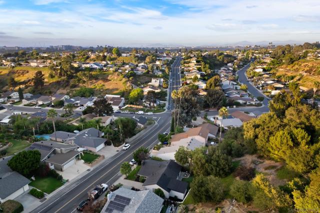 6737 Lipmann St, San Diego CA: https://media.crmls.org/mediaz/c3855e2a-5fa6-4cc9-88f2-f8c74a2023b1.jpg