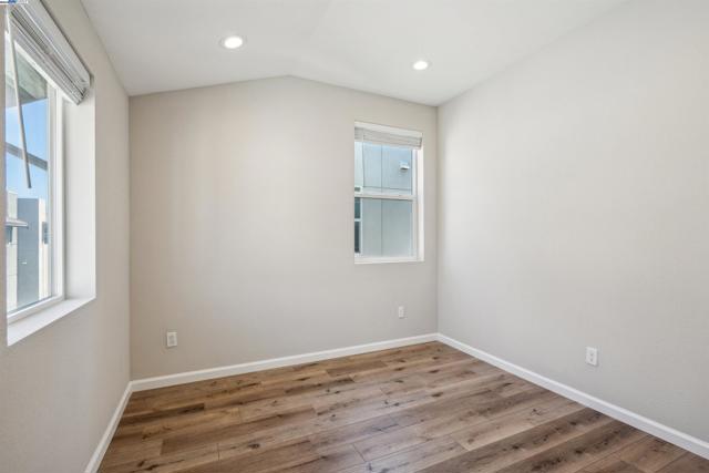 5813 Huntley Ave, Dublin CA: https://media.crmls.org/mediaz/c3858ea3-382f-4297-b685-f5e6e6f4d891.jpg