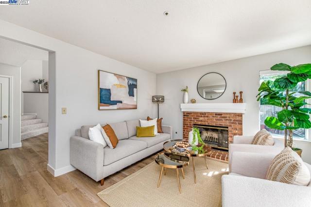 847 Dana Cir, Livermore CA: https://media.crmls.org/mediaz/c385e457-c61e-436c-84be-f4c4b98a24d6.jpg