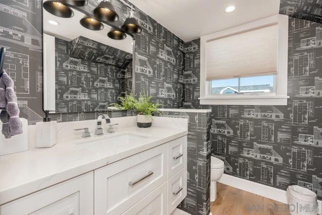 Image 19 of 75 For 478 Orange Ave