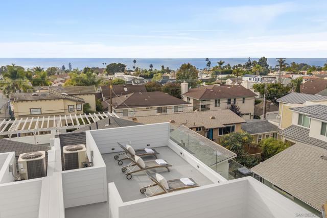 7216 FAY AVE, La Jolla CA: https://media.crmls.org/mediaz/c387157c-0d81-4de2-9c10-5ce12f8b875f.jpg