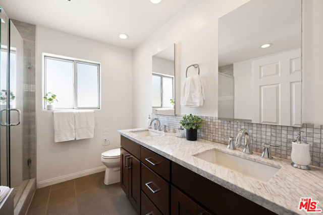 Drew Fenton | 12011 Goshen Avenue Los Angeles CA | MLS: 7095692