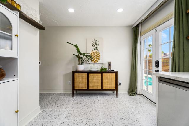53640 Avenida Rubio, La Quinta CA: https://media.crmls.org/mediaz/c387f5fe-4a9c-4713-9853-57c421794b6f.jpg
