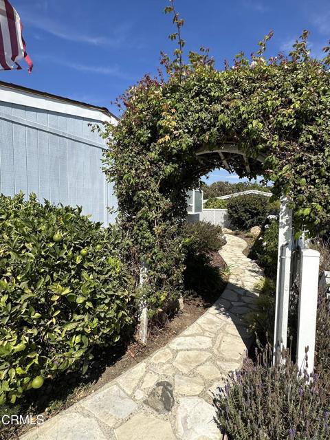 232 Talud Terrace Terrace, Camarillo CA: https://media.crmls.org/mediaz/c3885233-3cd5-445a-91bd-c0ddaf94c79b.jpg