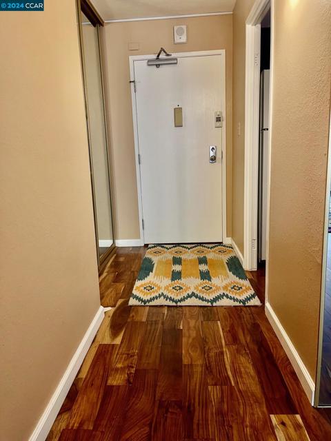 Image 3 of 25 For 555 Pierce St  1432