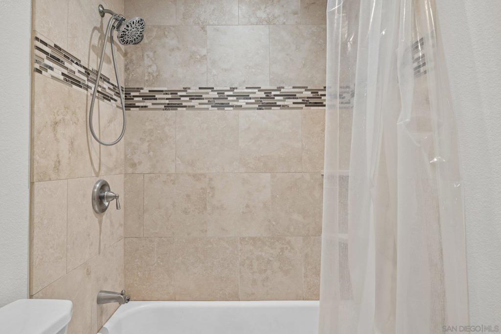 MLS #250042560SD image #25