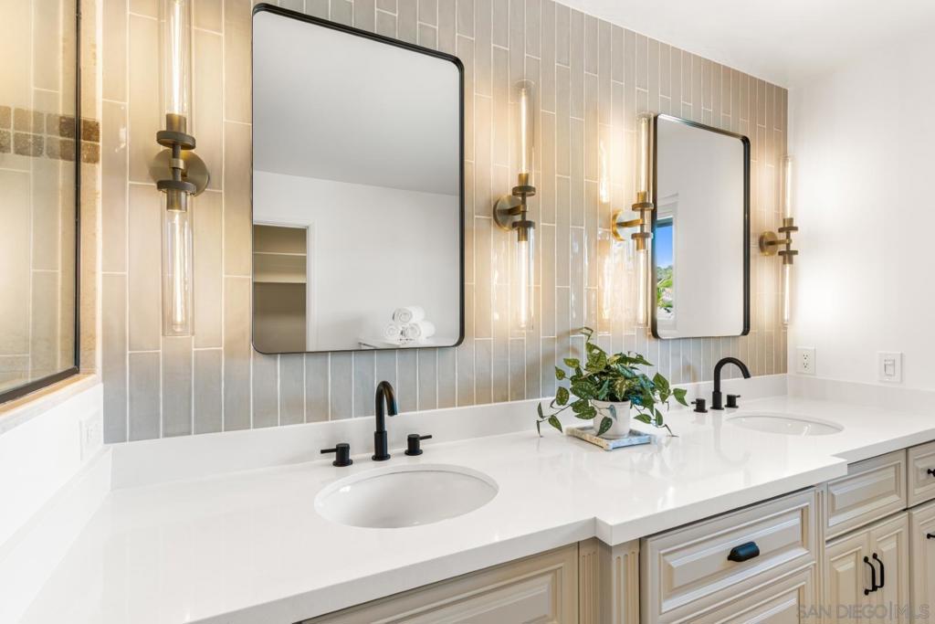 MLS #250044151SD image #34